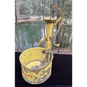 Vintage 1920’s GOSO Metal Hand WATER PUMP TOY Marked Germany